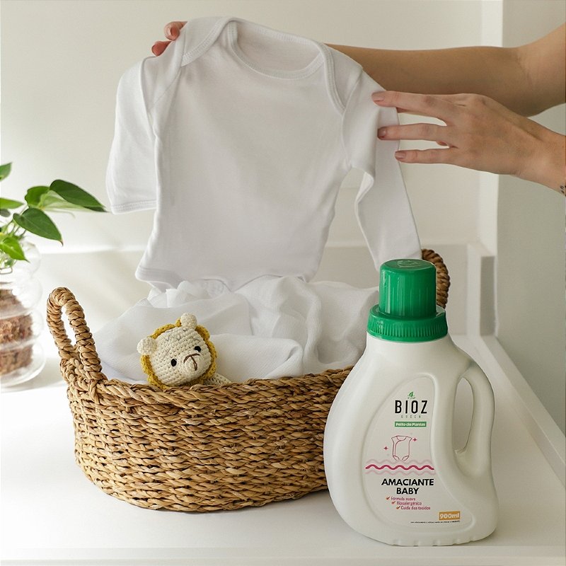 Amaciante para Roupa de Bebê Natural e Hipoalergênico 900ml - Bioz Green