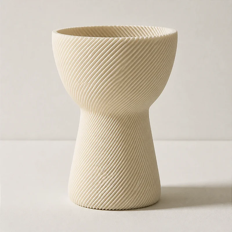 Vaso Ampulheta com Frisos Espirais Criandê