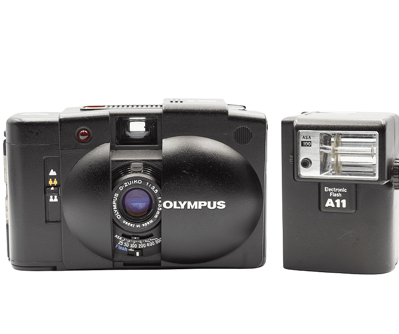 ★美品★ Olympus XA A11付 35mm f2.8 #1384 Câmera 35mm - Olympus XA2 + Flash A11 - Foto com Filme