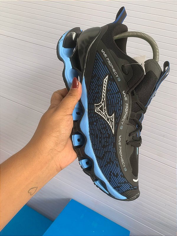MIZUNO PROPHECY 13
