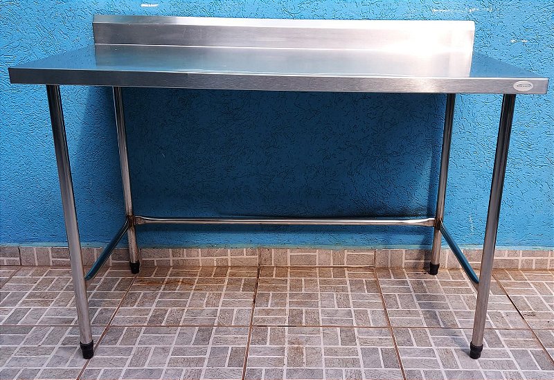 Mesa de Inox 1,30 Mt com Encosto Ilha das Cozinhas Comércio de