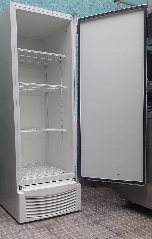 Freezer/Conservador Vertical Tampa Cega 569L TRIPLA AÇÃO Fricon