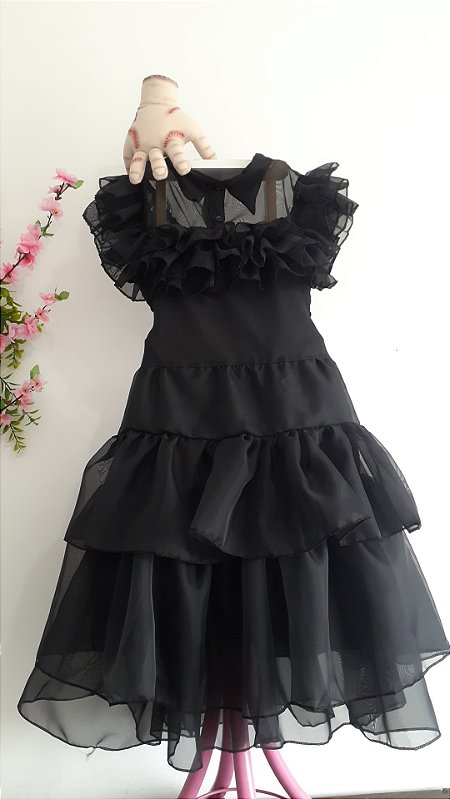 Vestido Wandinha Addams festa