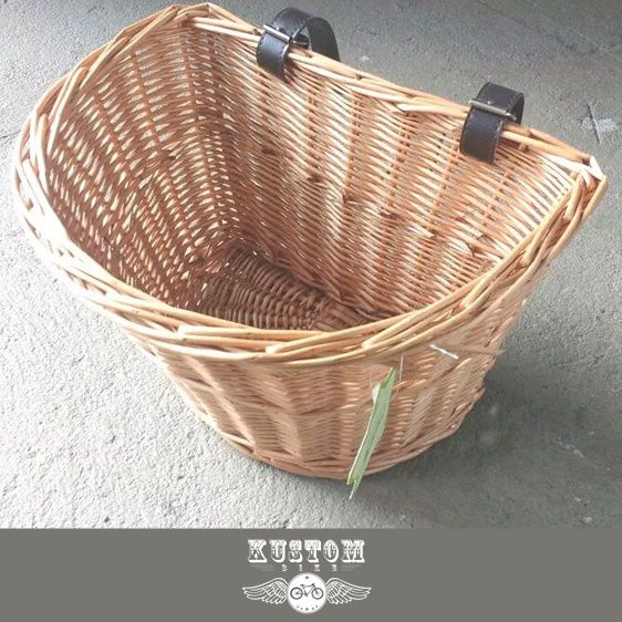 Bicicleta com cesta de palha Clearance