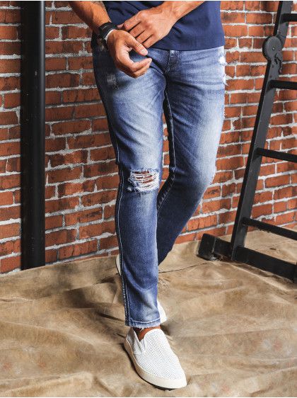 Calça jeans masculina slim com destroyeds - Recortes