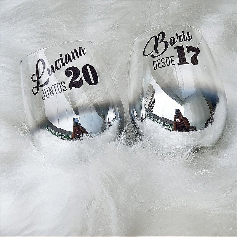 Duo de Copos de Vinho em Cristal de Titânio | Acabamento Cromado Premium (2 peças)