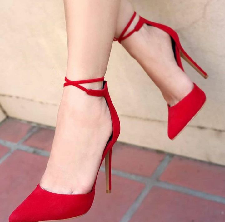 Sapato Scarpin Amarração Vermelho - Vabellashoes - Sapatos femininos  exclusivos - Fabricação Própria