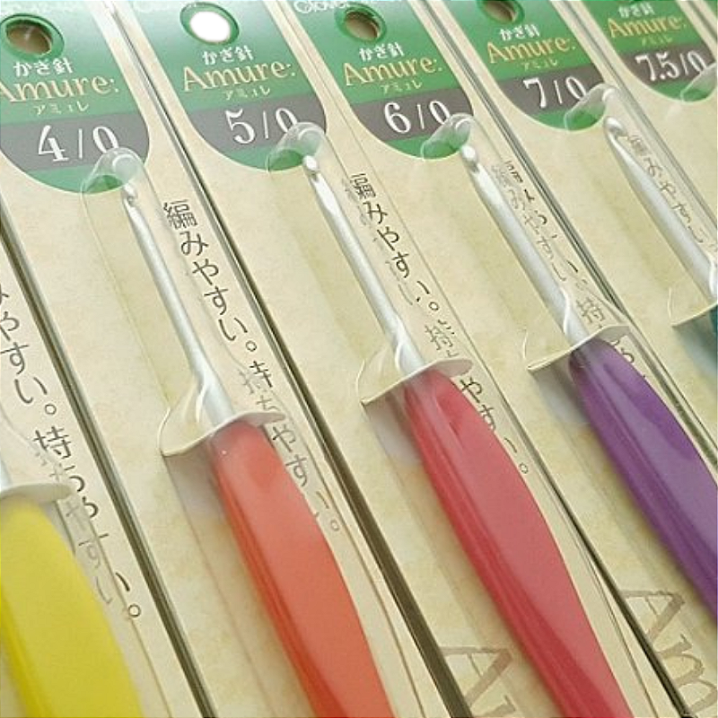 Agulha de Crochê p/Barbante, Linhas e Lã Clover - TonComTon Atelier