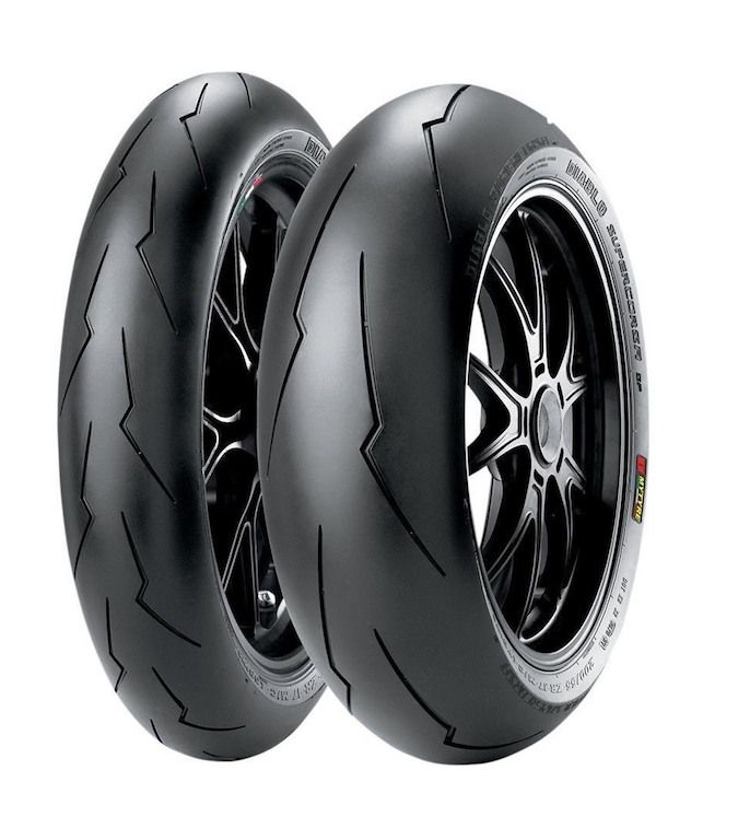 ピレリDIABLO SUPERCORSA V3 110/70 140/70 SP Par Pneus Pirelli Supercorsa SPV3 110/70-17+140/70-17 - Fisch Moto