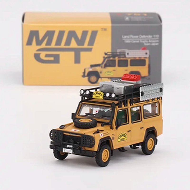 Miniatura carro Land Rover Defender 110 Camel Mini GT 1/64