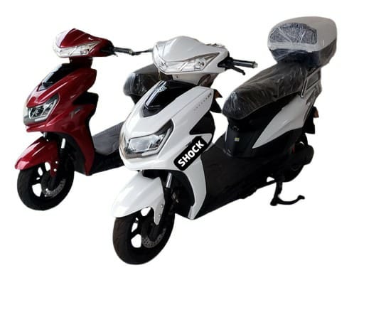 Scooter Eletrica S3 1500w pico de 2500w Autonomia 70km Lancamento