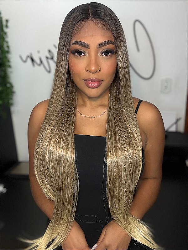 Lace Front Brenda Loira