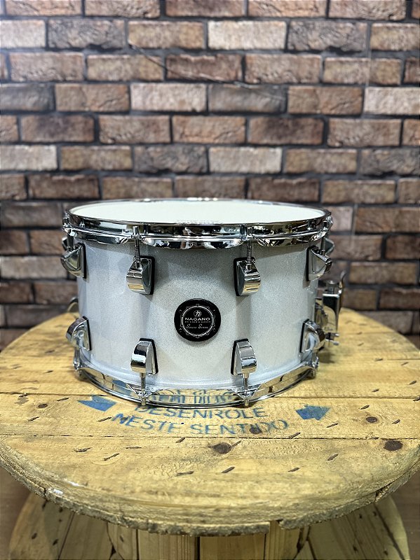 Caixa Nagano Big Beat Silver Sparkle 14x8” - JR Drums
