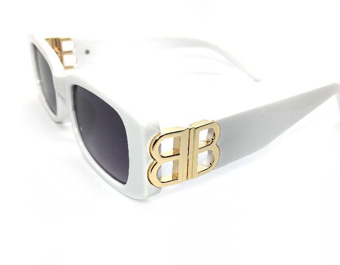 Óculos de Sol BB Retangular - Branco / Retro - Griffe dos Olhos | Replicas  Óculos de Sol e Armação