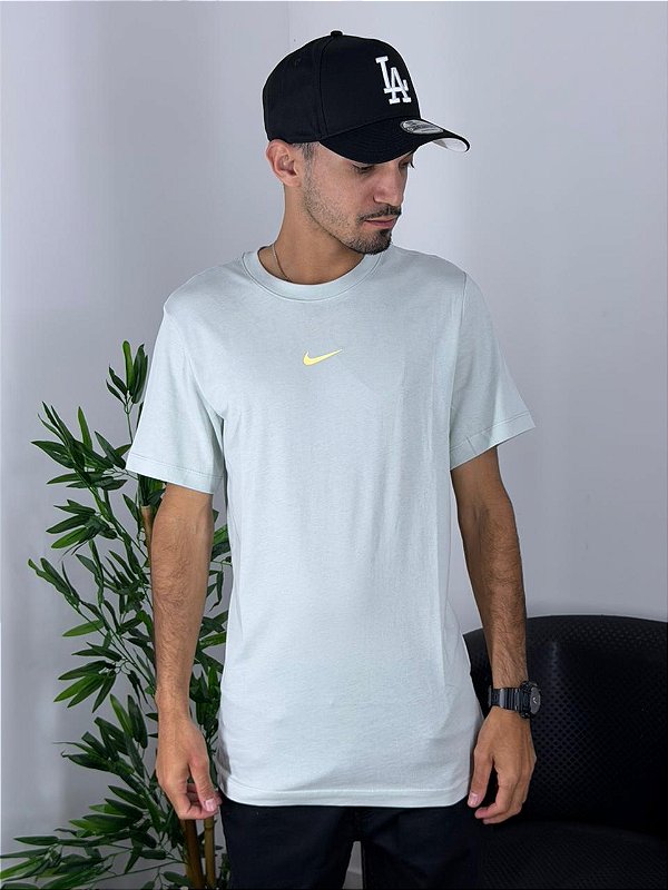 Camiseta Nike Cinza IH5067-034 - Granfino Store | Seu estilo está aqui