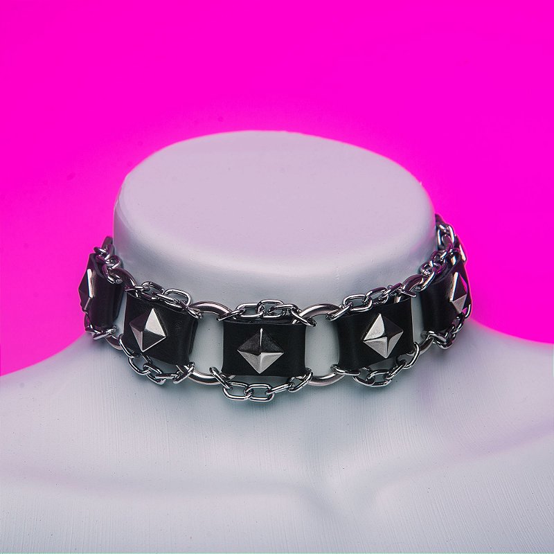 Choker Break The Chains