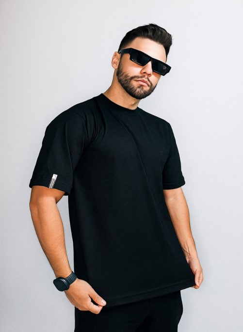 CAMISETA OVERSIZED BASIC - PRETO