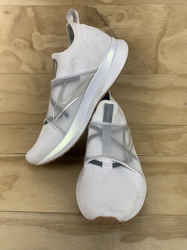 Brooks flyknit sales