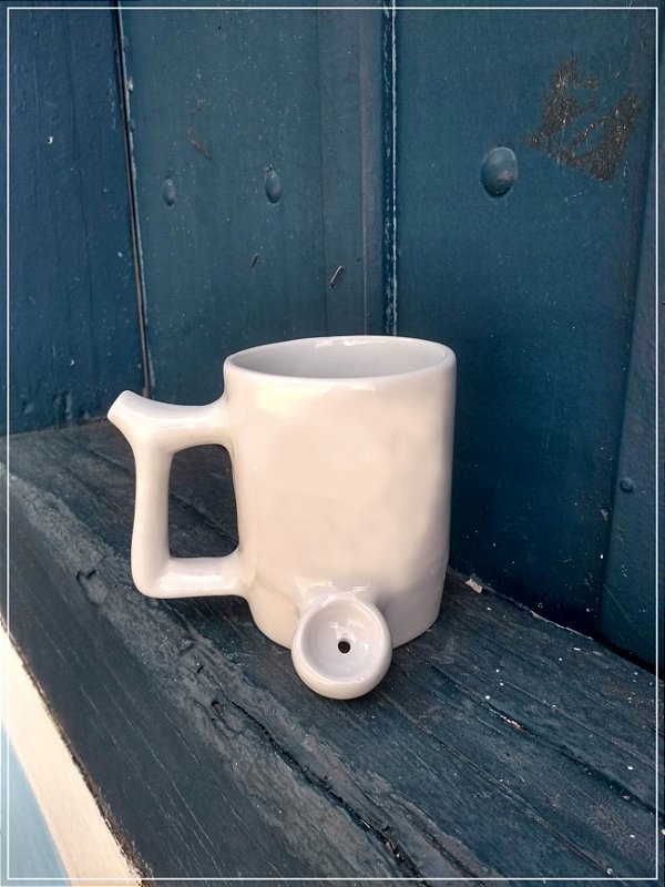 Caneca Pipe Mug - Ganjero  /  Caneca Cachimbo de Porcelana Cor Branca
