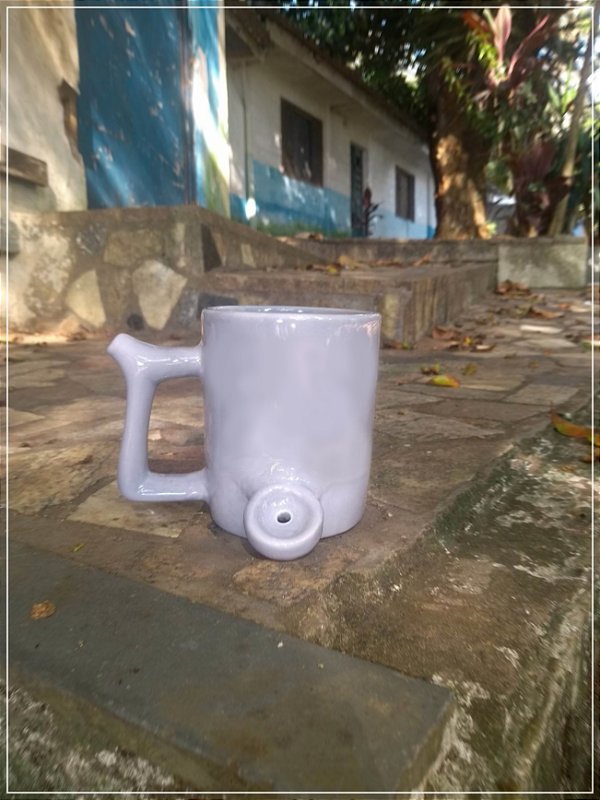 Caneca Pipe Mug - Ganjero  /  Caneca Cachimbo de Porcelana Cor Lilás