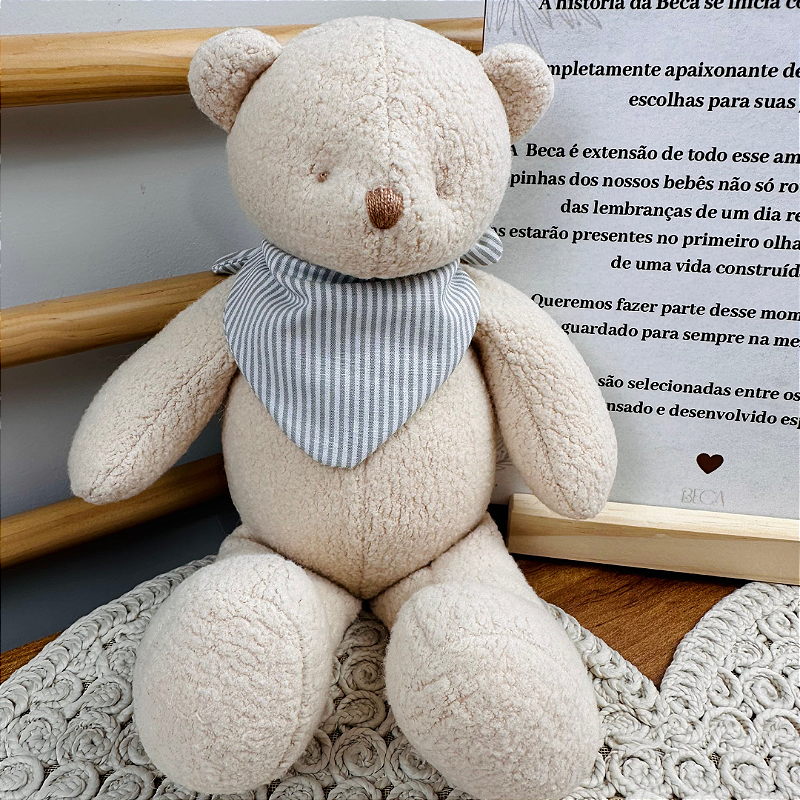 Urso Bandana Cinza em Listras.