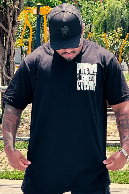 Camiseta - Preto é Tendência Eterna (Frente e Costas)