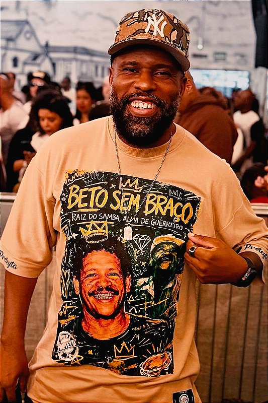 Camiseta Oversized Beto sem Braço