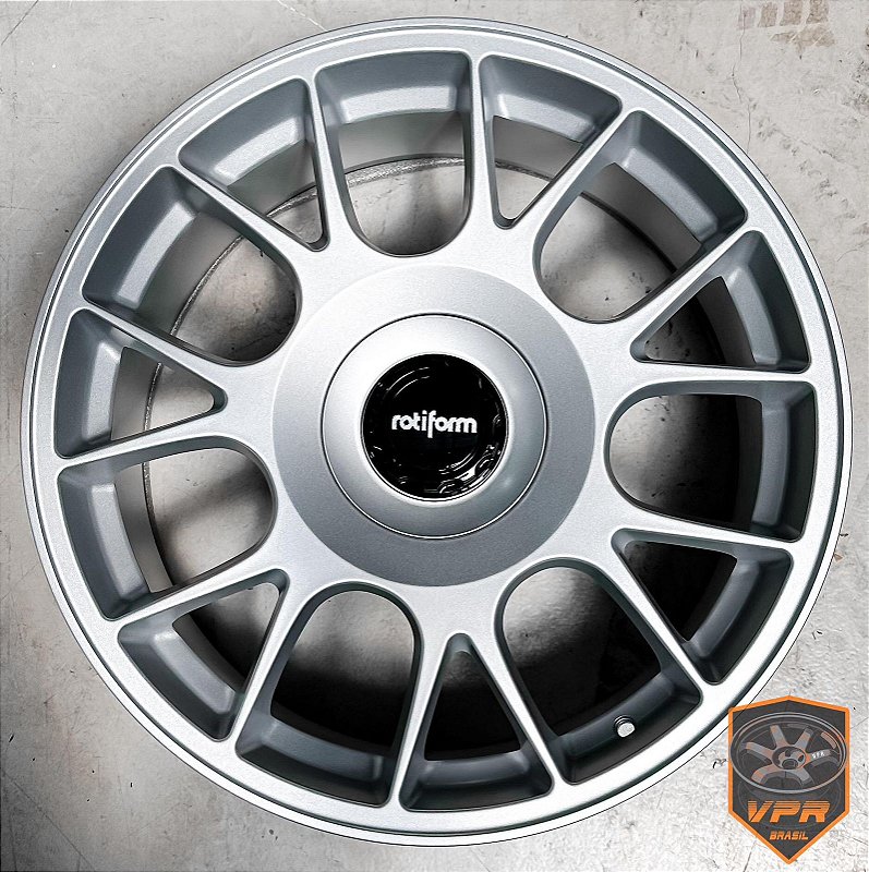 ロティフォーム rotiform TUF-R 20インチ Jogo de rodas Rotiform TUF-R - 20x8,5