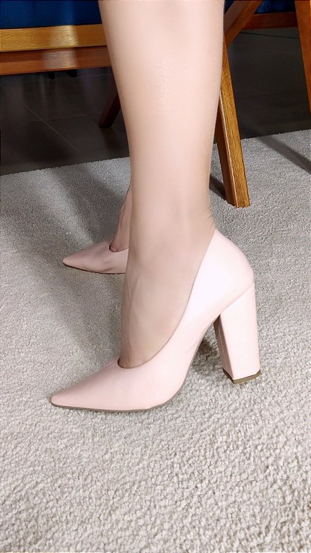 Scarpin Salto Médio Rose Bico Fino Torricella Clássico e Confortável AVS 65-01D