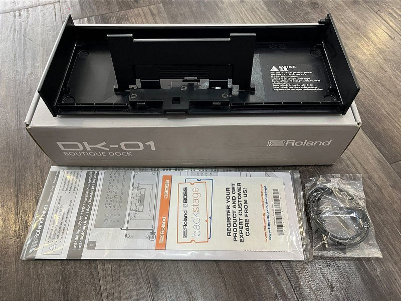 Roland boutique dock DK-01 箱付き Roland Boutique DK 01 - Produto Seminovo - Miriade Music - Os