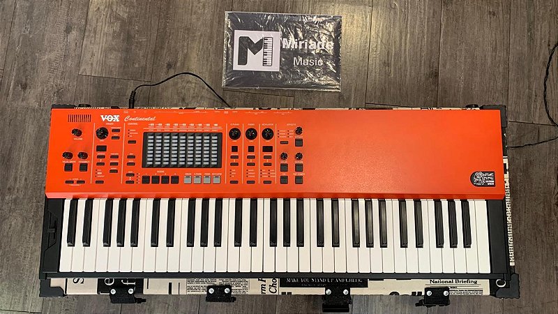 VOX Continental 61 専用ソフトケース付 Teclado Stage Korg Vox Continental 61 + Hard Case- Produto