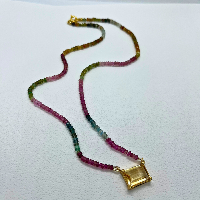 COLAR DENISE CITRINO E TURMALINAS