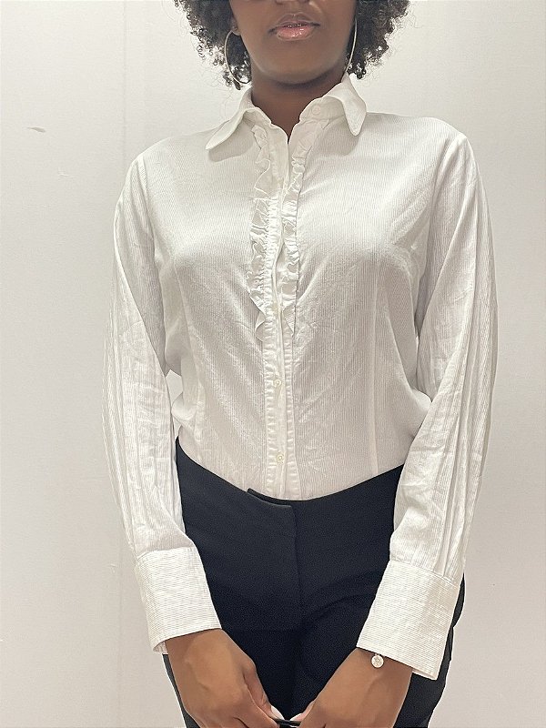 Camisa Feminina Branca Babados Siberian Brechó - Marylu - Brechó Online Com  as Melhores Roupas Usadas