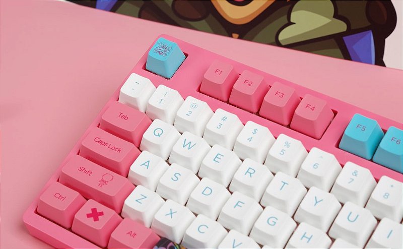 Vista do teclado Akko One Piece Chopper 3108v2 full-size