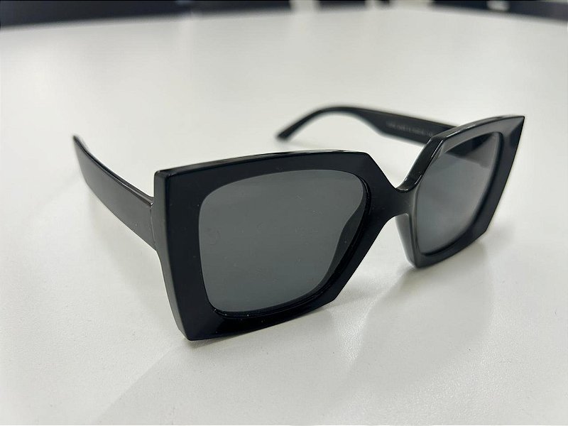 Óculos Retangular Estrito Branco com Lentes Pretas