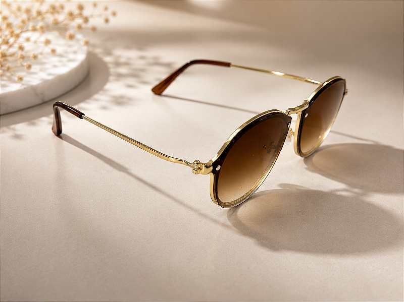 Óculos Arredondado Retrô Metal Dourado com Lentes Degradê Marrom