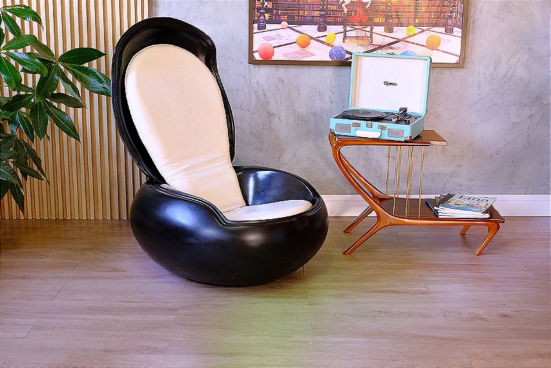 peter ghyzczy, egg garden design, chair design, cadeira design