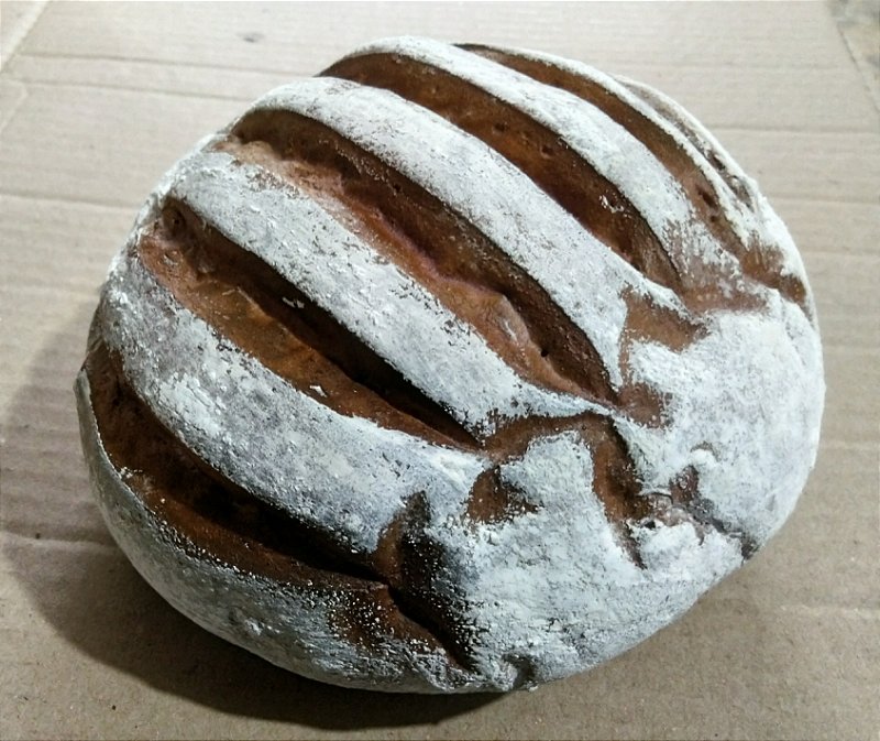 Broa de Milho integral artificial para decoração.