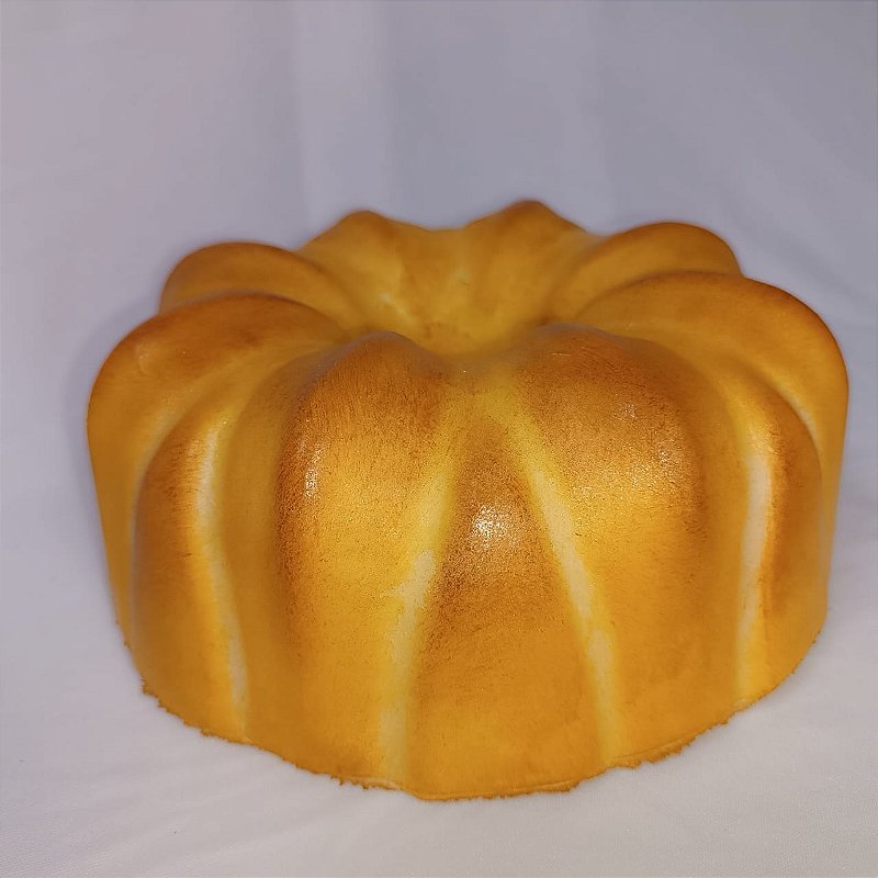 Bolo Geométrico artificial para decoração.