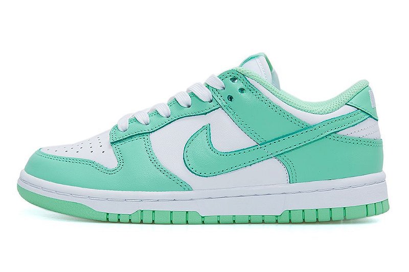 nike dunk low green glow finish line