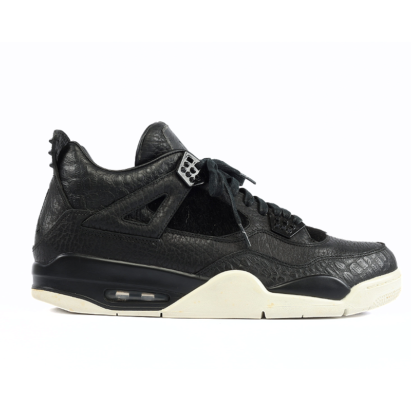 NIKE Air Jordan 4 Retro