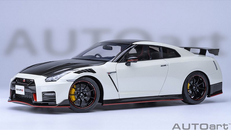 Nissan GT-R (R35) NIsmo 2022 Special Edition 1:18 Autoart Branco