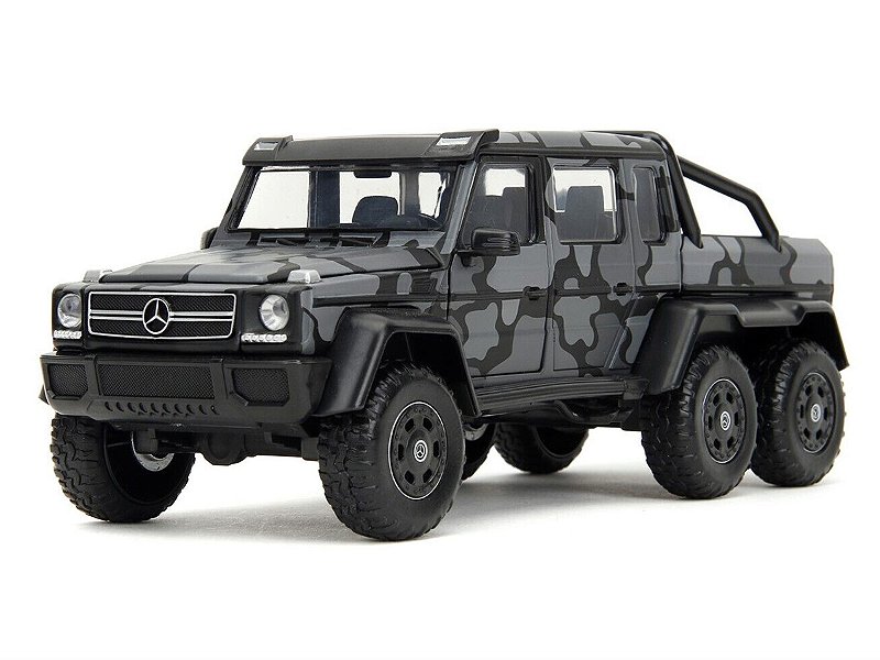 Mercedes Benz AMG G63 6X6 1:24 Jada Toys Pink Slips - 20 anos