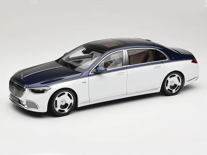 Mercedes-Maybach S-Class 2021 1:18 Almost Real - 20 anos! Loja on