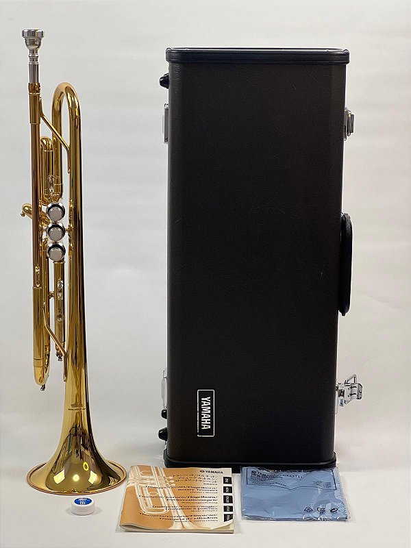 ヤマハトランペット　YTR-2335　ケース付き Trompete Yamaha YTR-2335 Made in Japan Bicolor - Musicardozo