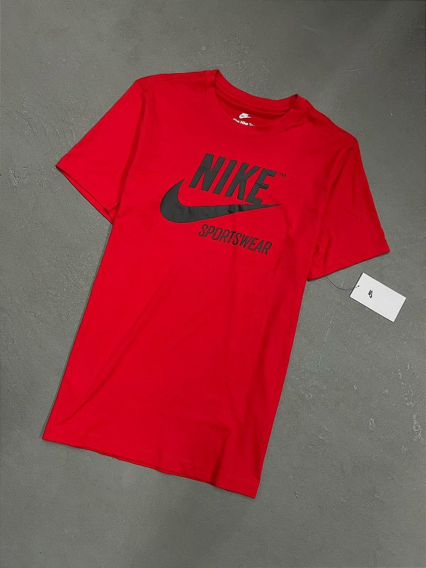 Camiseta Nike Futura Sportswear Vermelha - Loja Vei do tenis- os