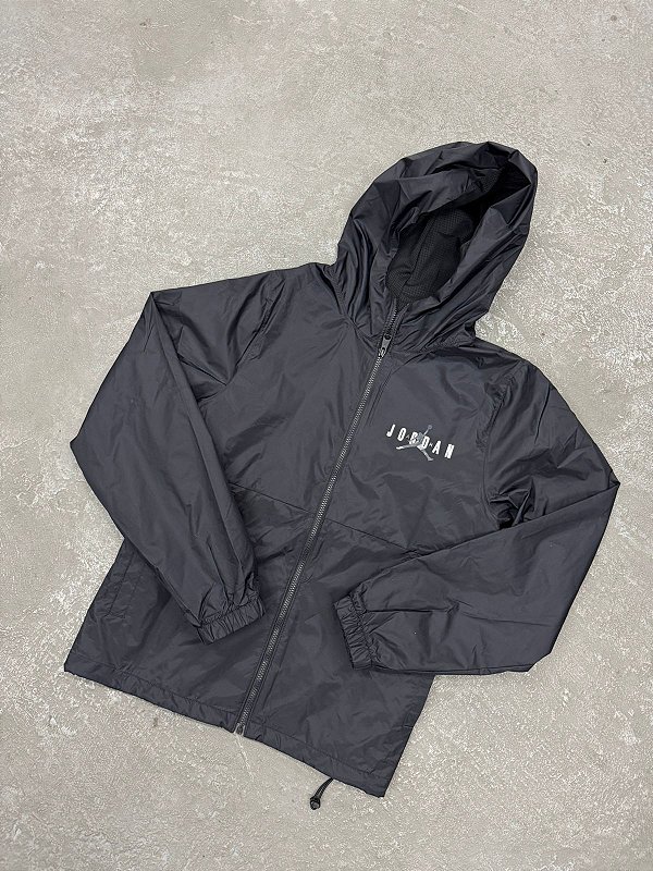Jaqueta Jordan Essential Woven Preta - Loja Vei do tenis- os melhores