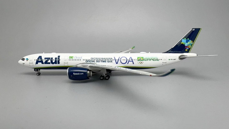 Phoenix 1:400 Azul Airbus A330-900neo 