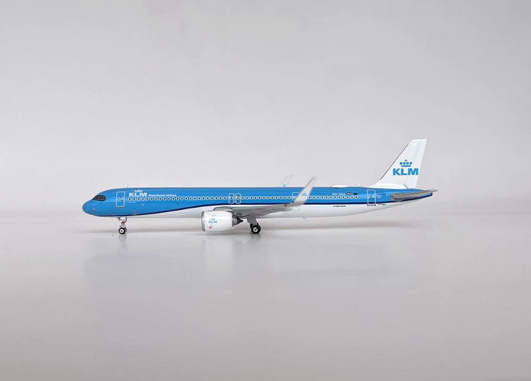 Phoenix 1:400 KLM Airbus A321neo - Pedro Miniaturas