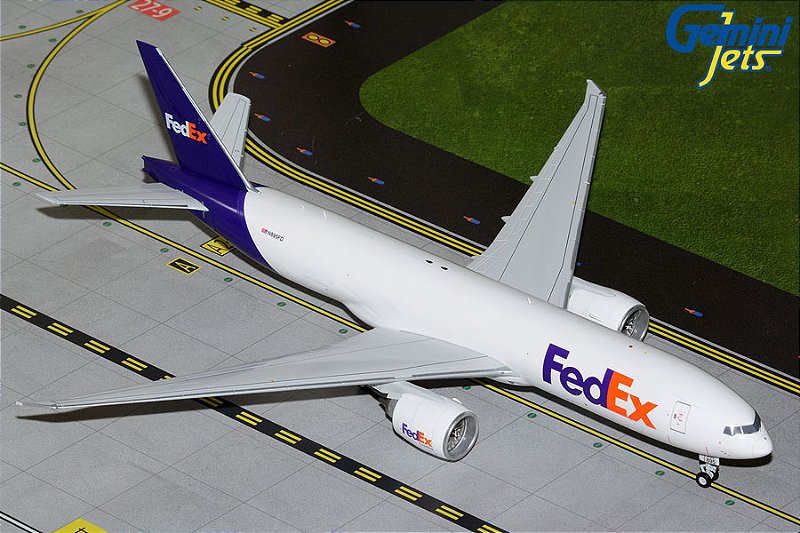 ボーイング777-200F　スケール1/400　FedEx仕様 FedEx・Boeing777-200Fプラモデル Amazon | GeminiJets 1/400 777